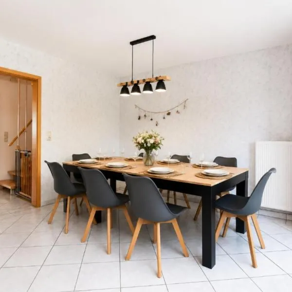 Ferienhaus im Oberharz für 8 Gäste mit 4 Bädern Garten und Grill, отель в Санкт-Андреасберге