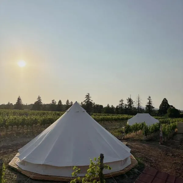 Glamp Mezi Vinicemi, Hotel in Valtice