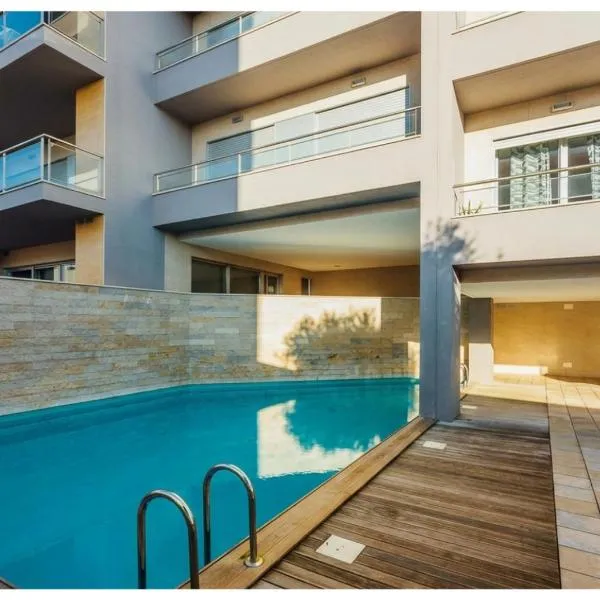 Baia Residence 2 - Holiday Apartments - By SCH, готель у місті Сан-Мартінню-ду-Порту