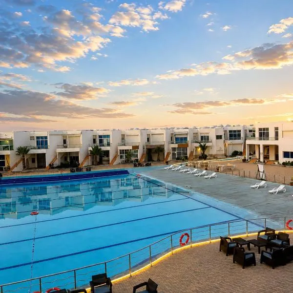 دارناس Darnas, Hotel in Bucht Obhor