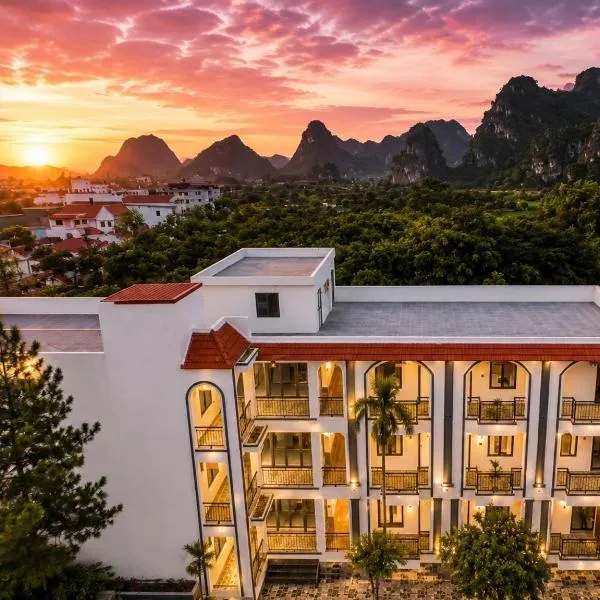 TamCoc Golden Mountain Homestay, hôtel à Vũ Lâm