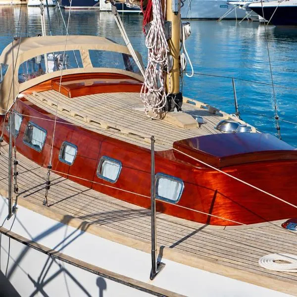 Viesnīca Garuda yacht Nidā