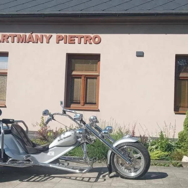 APARTMÁNY PIETRO, hótel í Oravský Podzámok