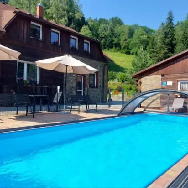 U Veselé lišky, hotel in Hutisko