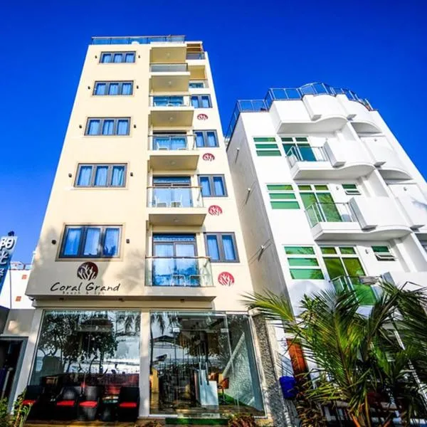 Coral Grand Beach and spa at Hulhumale, hotel in Hulhumale