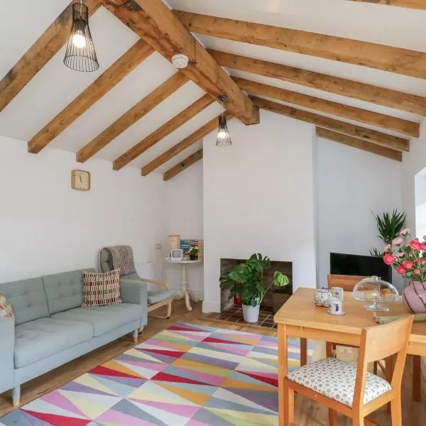 배스에 위치한 호텔 Charming Garden Cottage, Bath, UK - Free Gated Parking
