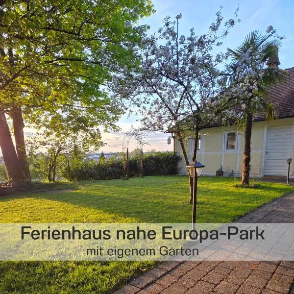 Gesindehaus Charis Ferienhaus nahe Europa Park mit eingezäuntem Garten ideal für Hunde Paare und Familien, מלון בקיפנהיים
