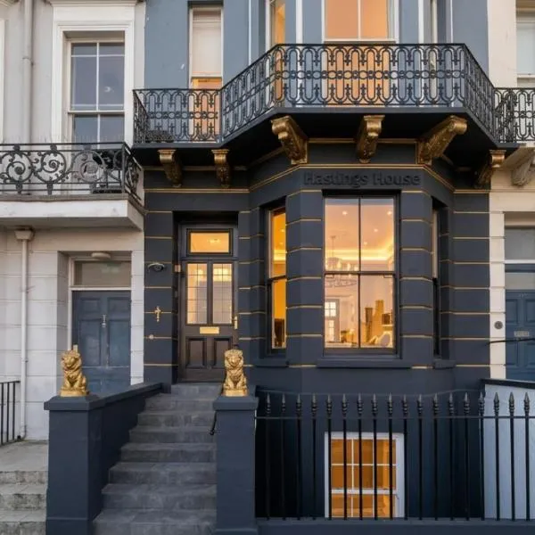 Hastings House 9-Bedroom Holiday House, hotel in Hastings