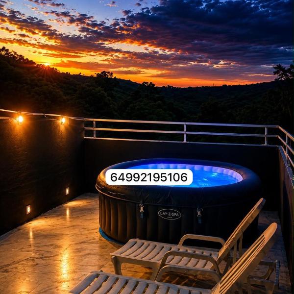 Casa com piscina, ofurô quente, sinuca, roupa de cama incluso e aceitamos pet PARCELAMOS ATÉ 12x no Cartão De Crédito Sem Juros