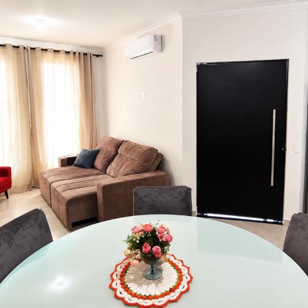 Casa Jack&Mari c ar-condicionado, Wi-Fi e churrasqueira, 600m da praia, 2 quartos sendo 1suíte, até 8 pessoas - Foto 4
