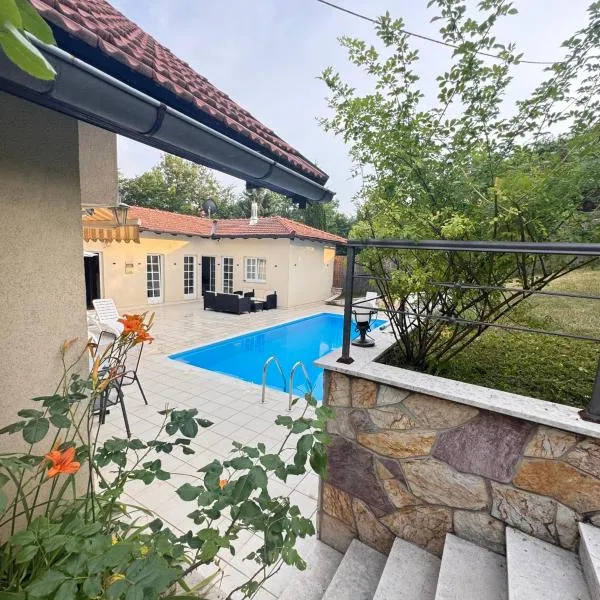 Villa RELAX Miševići, hotel em Sarajevo