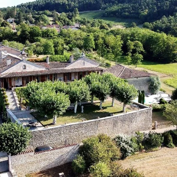 Clos de Mont July, architecture XVIIIe au cœur de la nature, hotel v destinácii Ceyzériat