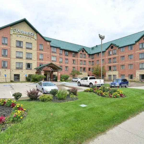 Staybridge Suites West Des Moines by IHG, hotel u gradu 'Clive'