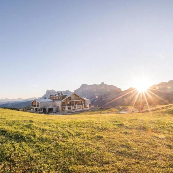 Rifugio Alpino Pralongià, hotel a Corvara in Badia