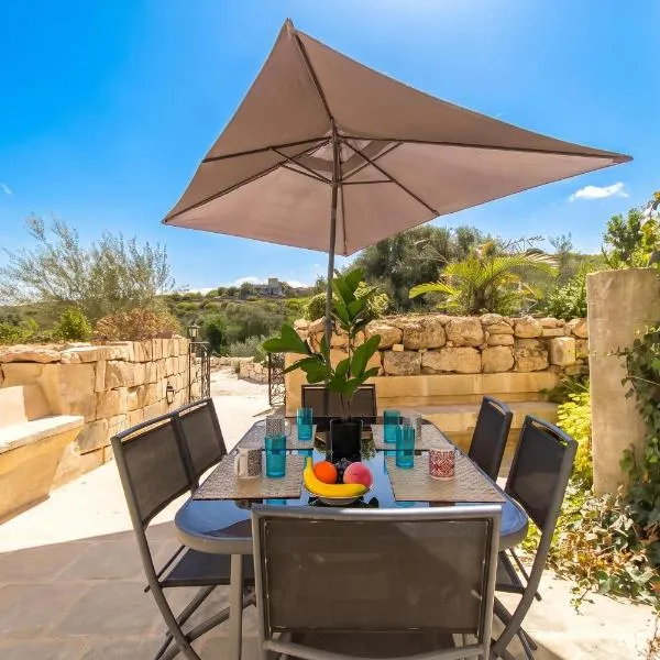 Pleasant stone house & jacuzzi St Martin - Happy Rentals, hotel em Mġarr