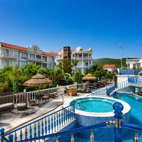 Golden Lagoon Swimming pool & Guesthouse, hotel v destinácii Tserovani
