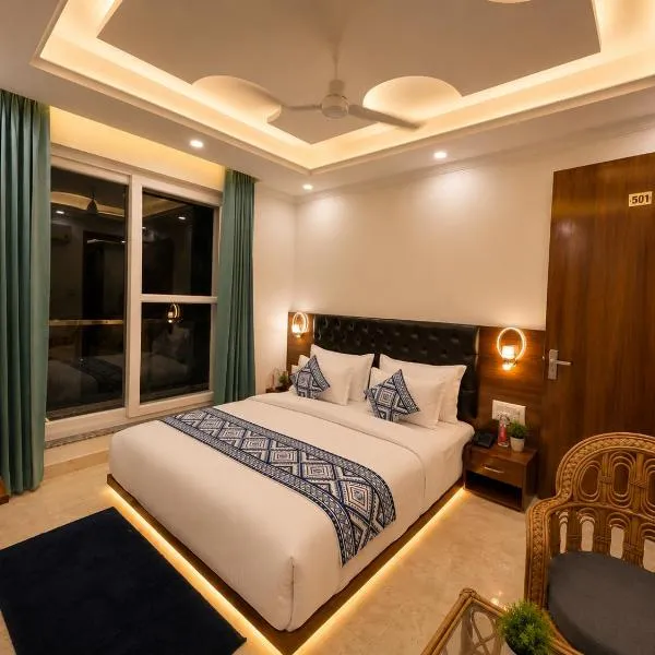 Sitara Premium Gangotri Palace, 1km Distance from New Glass Bridge - Tapovan #privateparking، فندق في ريشيكيش