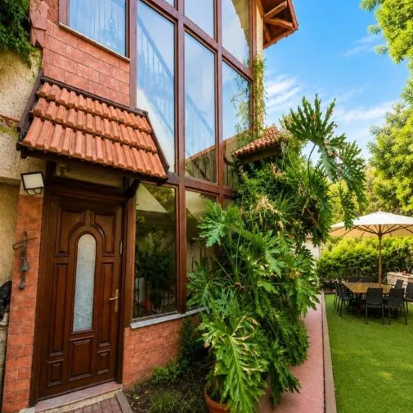 אירוח גאלה בגולן, hotel a Qatzrin