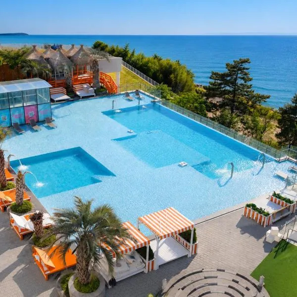 Yeosu Calacatta Hotel & Resort, hotel u gradu 'Yeosu'