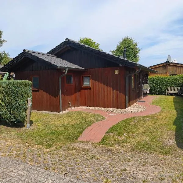 Linnis Strandhaus, hotel din Garrel