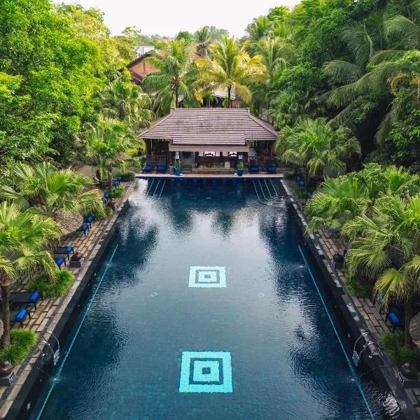 Pilgrimage Village Resort & Spa, khách sạn ở Huế