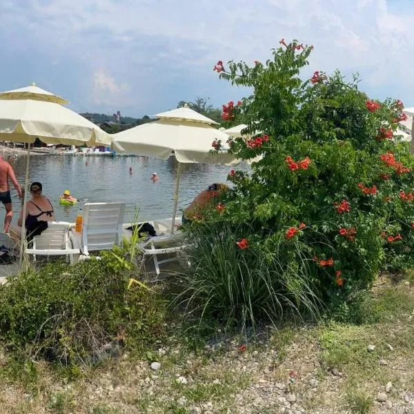 Відпочинкова оздоровча База Еліт, hotel Aknaszlatinán