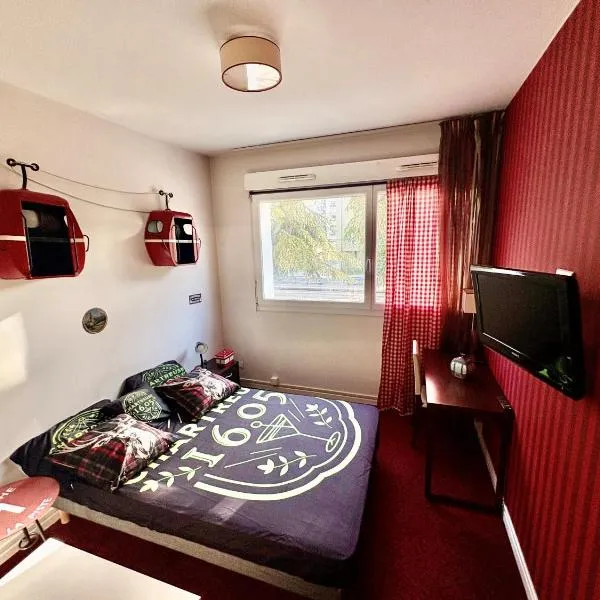 Studio lumineux et climatisé avec parking gratuit - Tramway devant la résidence - appartement 114 – hotel w Grenoble