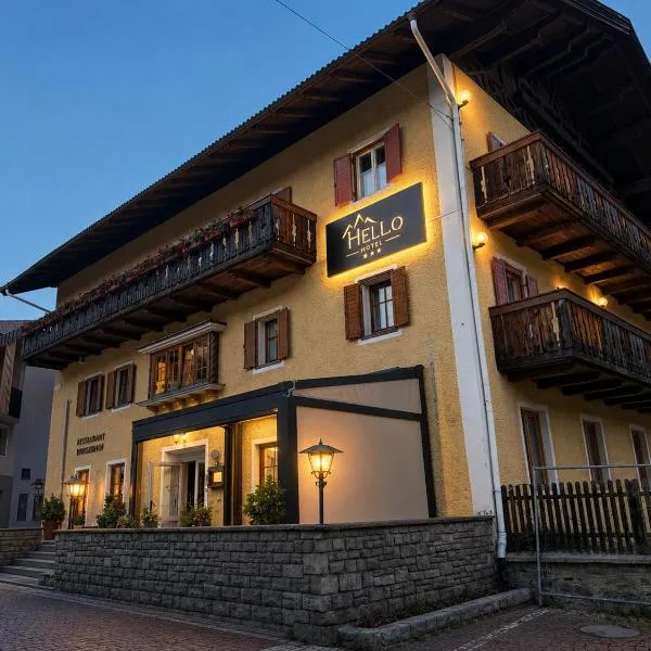 Hotel Hello, hotel in Monguelfo