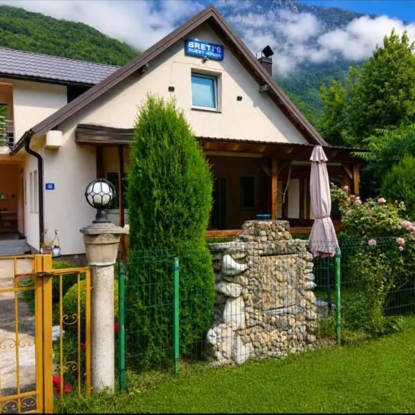 Breti's GuestHouse, hotel in Vusanje