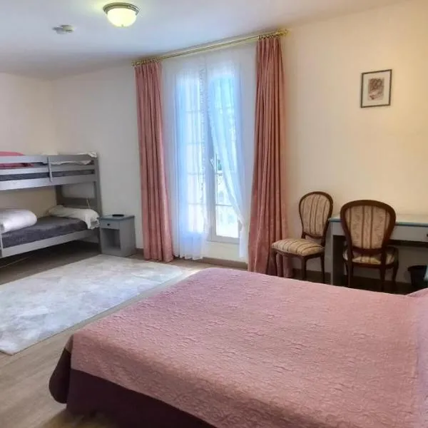 Gravezon, hotell i Lunas