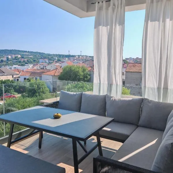 Villa apartment Laganini, hotel en Okrug Gornji