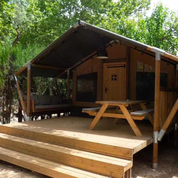 Anna Glamping, מלון בFuen Negra