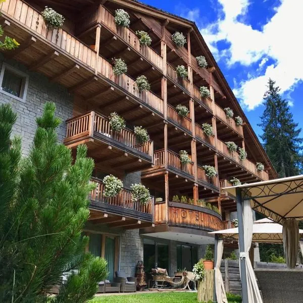 Maribel Hotel, hotel a Madonna di Campiglio
