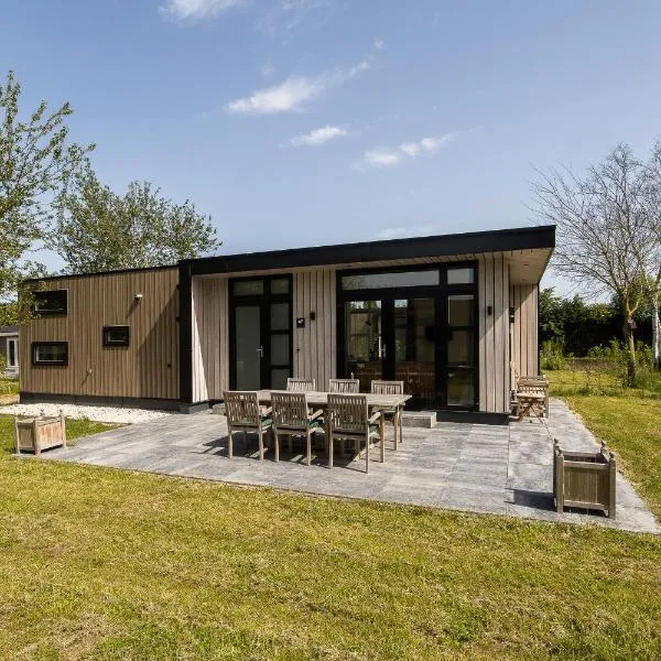 Lodge I stijlvol en luxe 6 persoons chalet, hotel in Zennewijnen