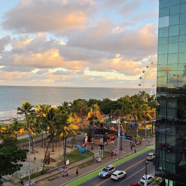 Lindo apartamento na orla em frente a Roda gigante