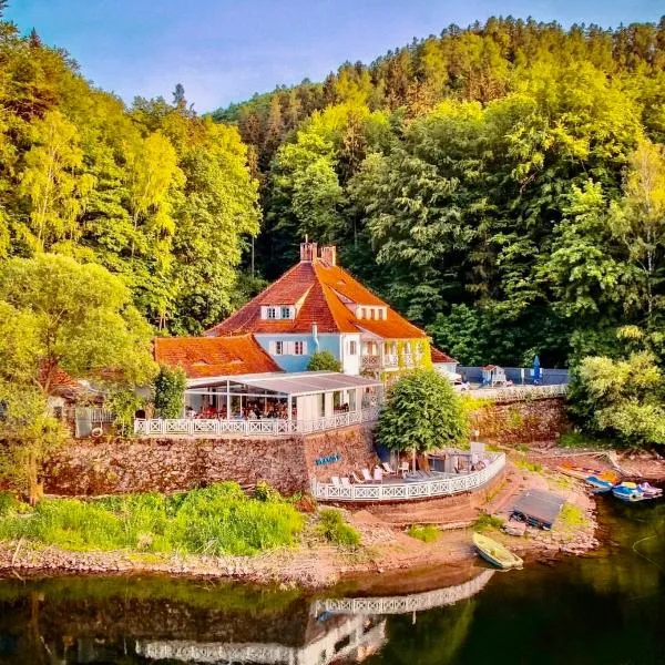Fregata: Zagórze Śląskie şehrinde bir otel