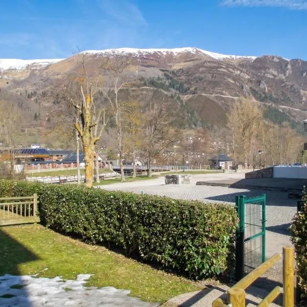 Appartement accueillant Saint-Lary-Soulan 45 m² Piscine partagée, hotel din Saint-Lary-Soulan