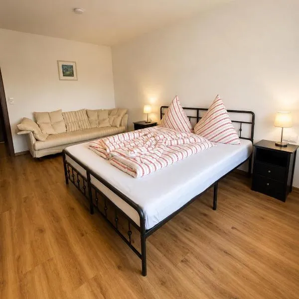 Ferienwohnung Maison Maurus nahe Idar-Oberstein, ξενοδοχείο σε Mörschied
