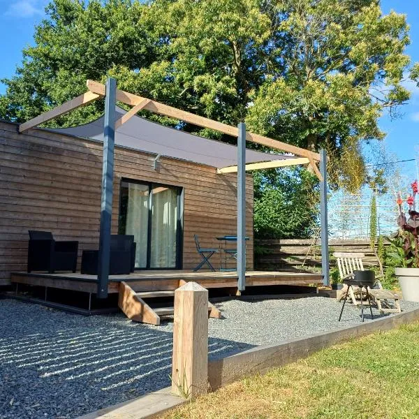 Pause Bretonne - Tiny house et sauna ChrisCo, готель у місті Gommenecʼh