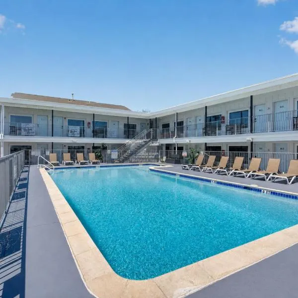 The Beach House, מלון בוויילדווד