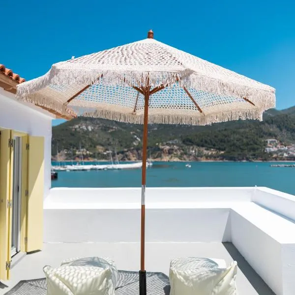 Nama Suites, hotelli kohteessa Skopelos Town