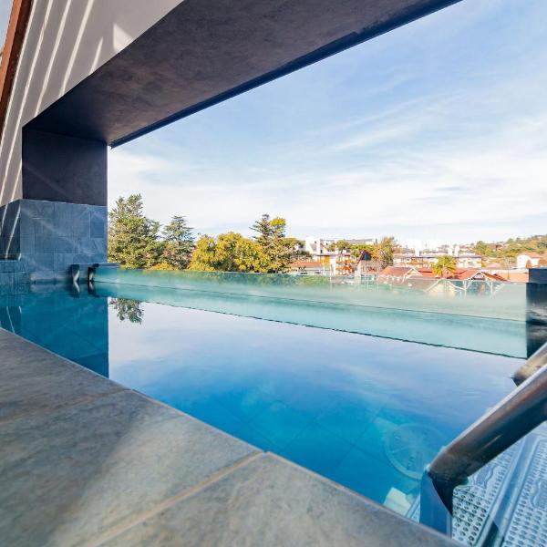 Apto com lareira, piscina e localização - Foto 4