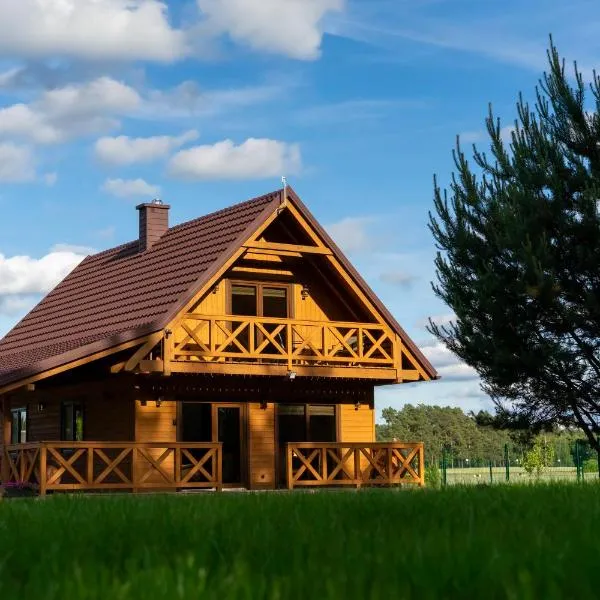 Domek z sauną i jacuzzi Leśny Azyl - Mosna, hotel sa Mosna