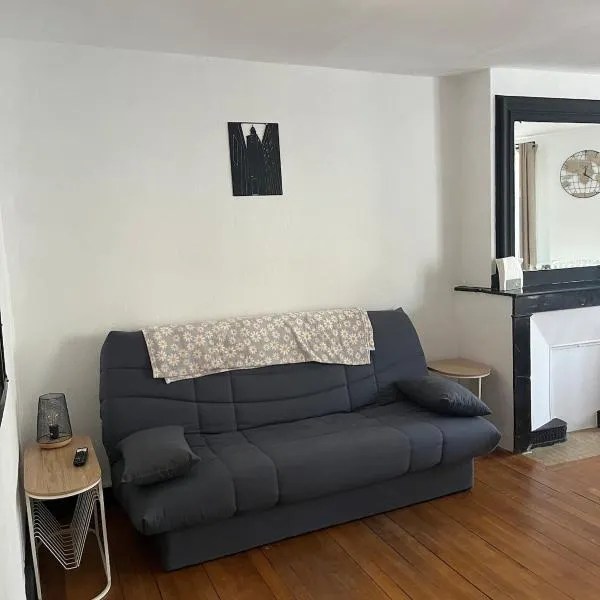 Le petit coin fleuri, hotel di Craponne-sur-Arzon