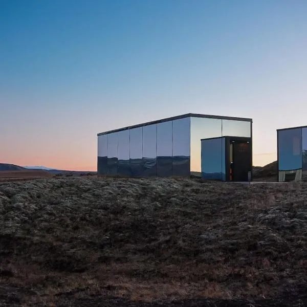 Viesnīca ÖÖD Hekla Horizon - Mirror Houses pilsētā Hella