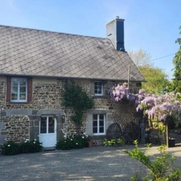 La vie en rose Normandie, хотел в Sourdeval-les-Bois