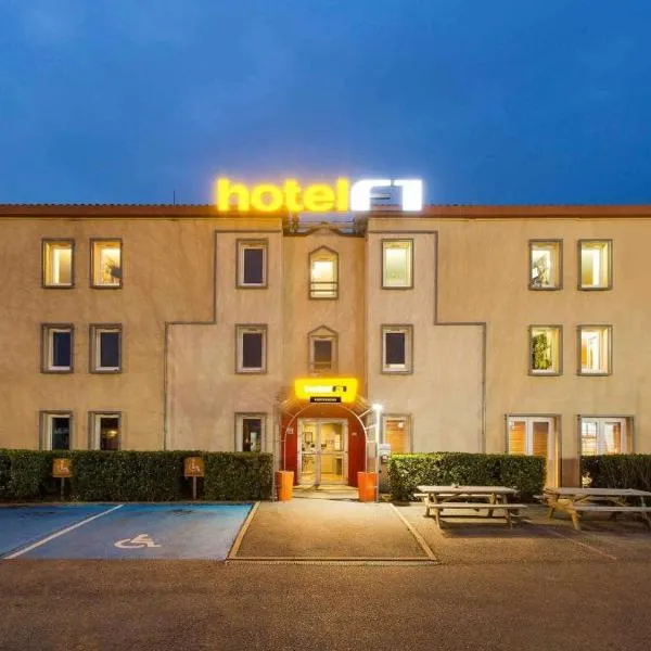 HOTEL F1 Lyon Genay Massieux, hotel u gradu 'Massieux'