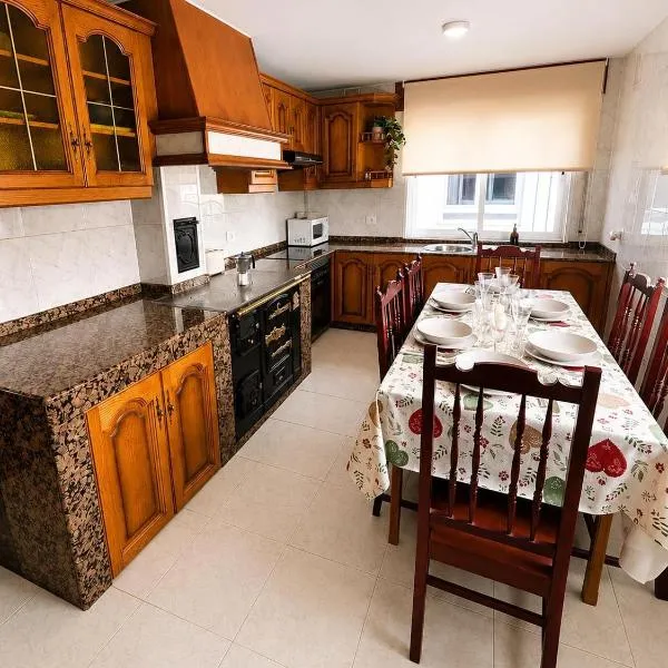 Casa Garfer Apartamento Bayonca - Camino De Santiago -1º A, מלון בסאריה