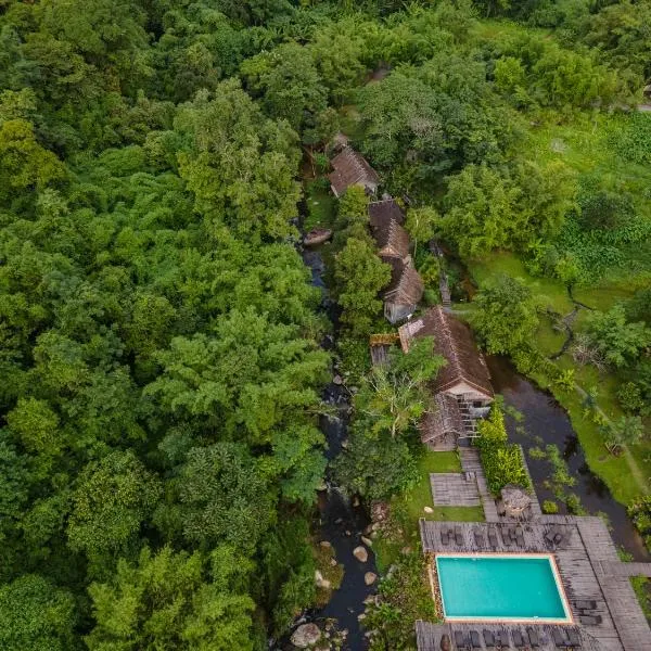 Namkat Yorla Pa Resort, hotel Ban Kat városában