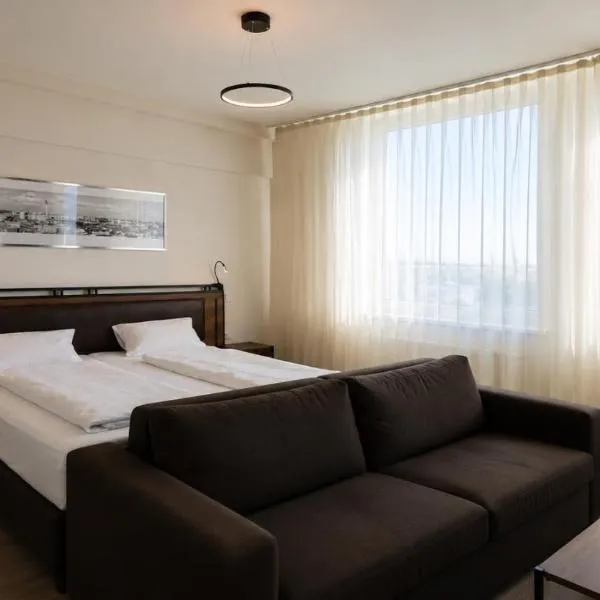 Motel Plus Schönefeld, hotel di Schönefeld